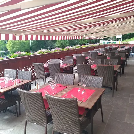 Hotel Hôtel-restaurant Bois Joly Crozet