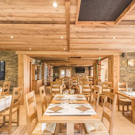Hotel Hôtel-restaurant Bois Joly 3*
